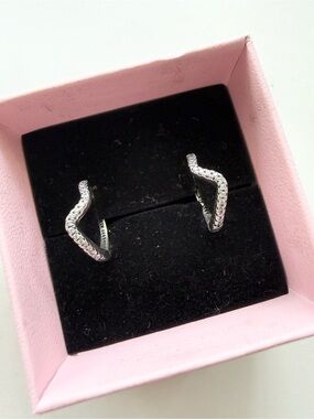 Authentic Pandora Sparkling Wave Hoop Earrings - Sterling silver